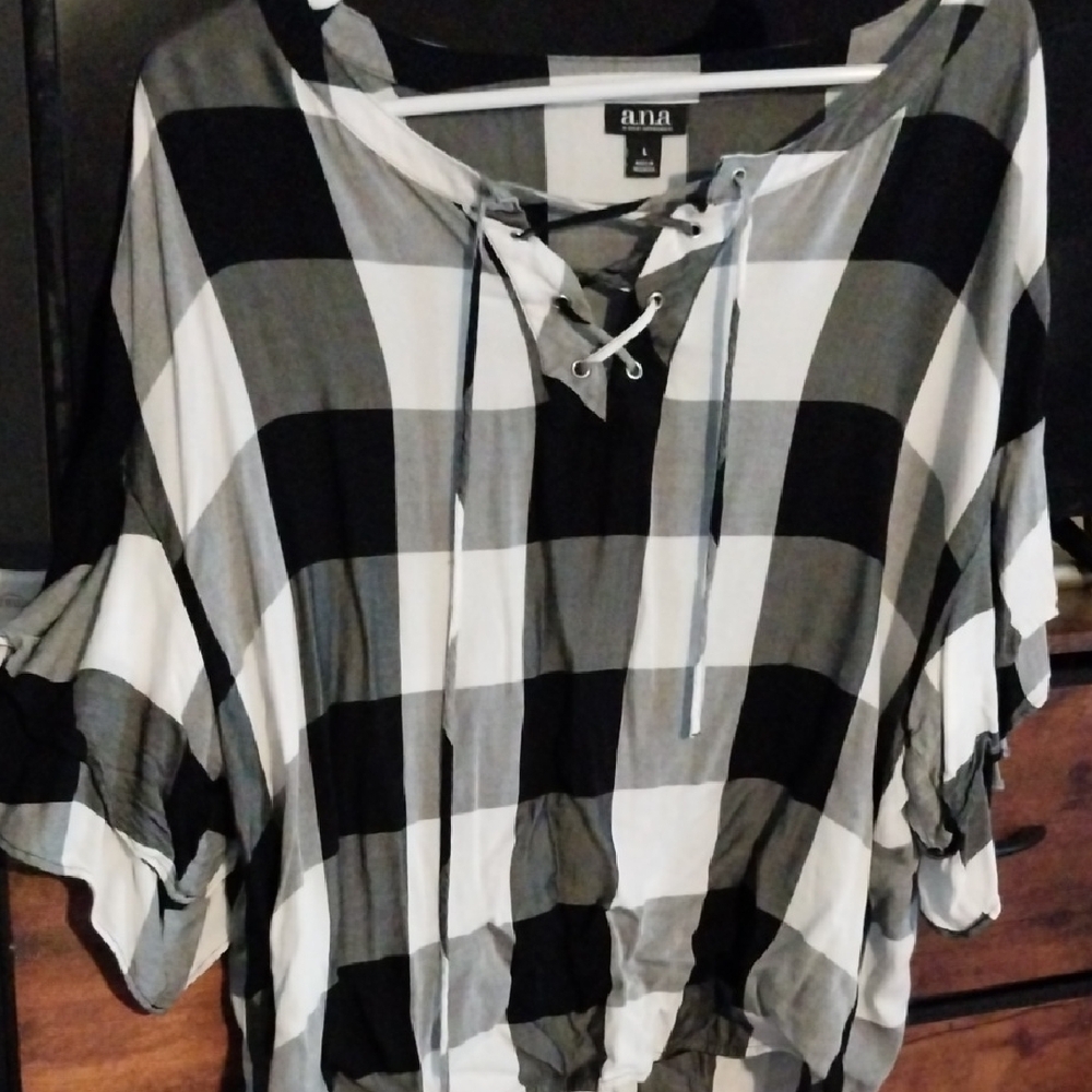 a.n.a Black and White Checkered Women's Top